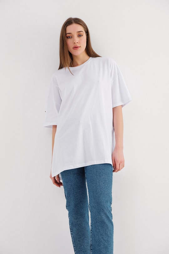Yırtmaçlı Basic Tshirt Beyaz