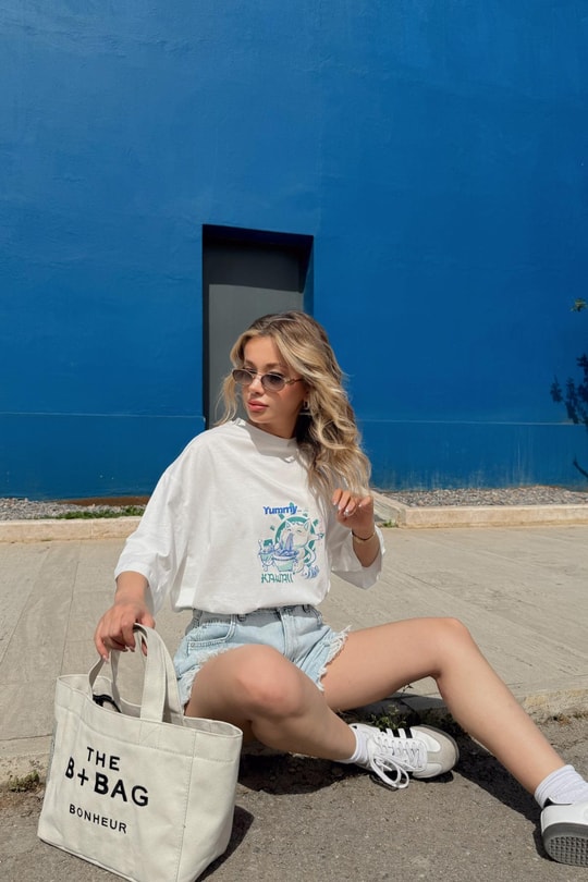Yummy Oversize Tshirt Beyaz