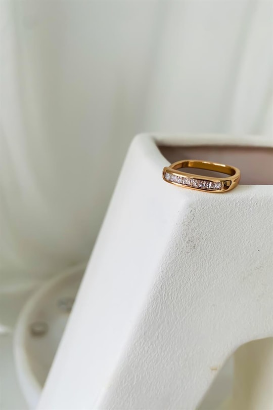Oval Su Yolu Yüzük Gold