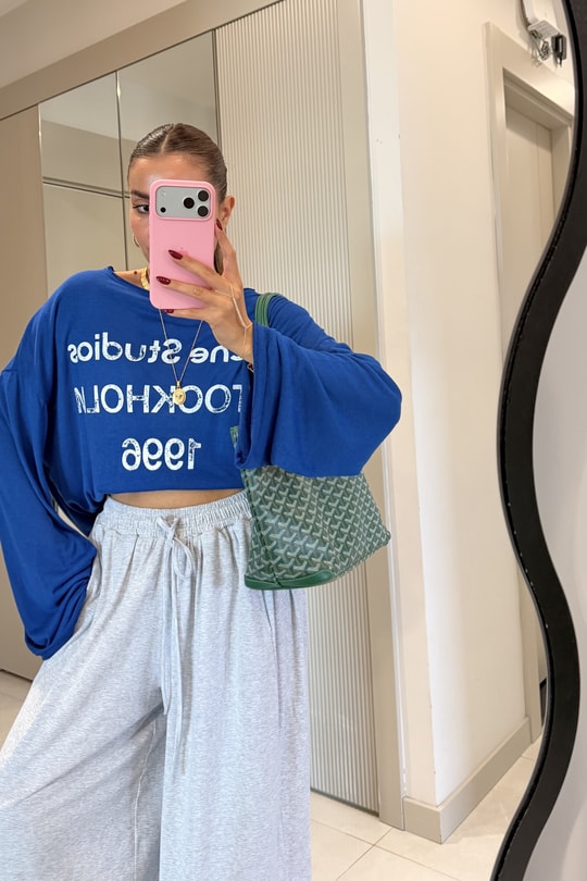 Acne Lacivert Baskılı Salaş Uzun Kollu Bluz
