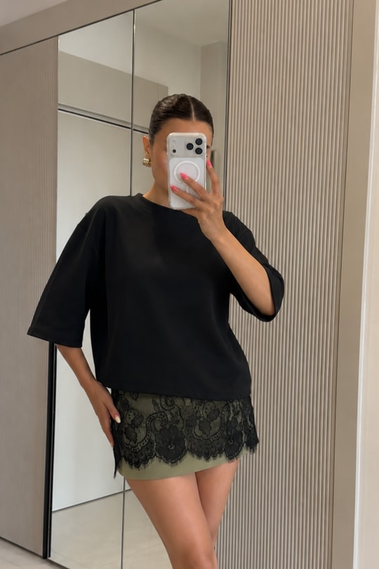 Clean Siyah Dantel Detaylı Modal Tshirt