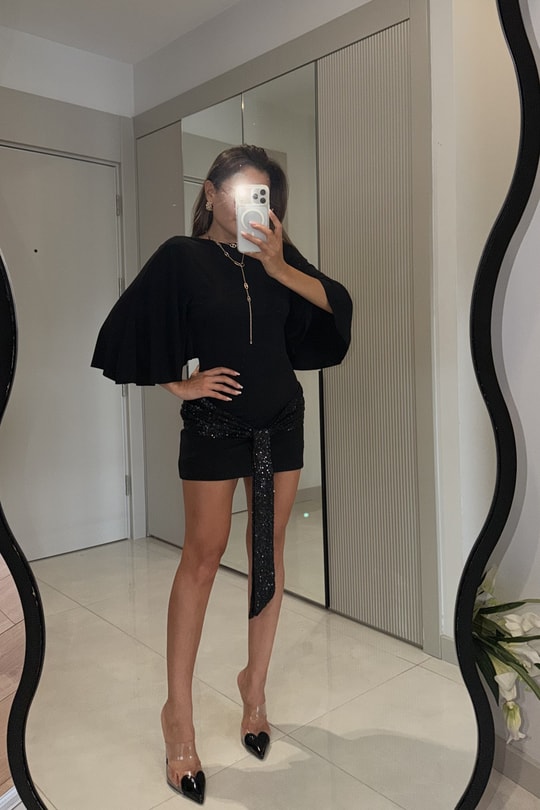 Sequin Siyah Payet Kuşaklı Sırt Dekolteli Elbise