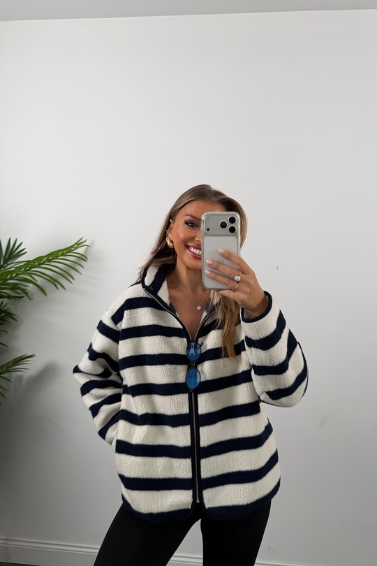 Oysh Model Polar Ceket Lacivert Çizgili