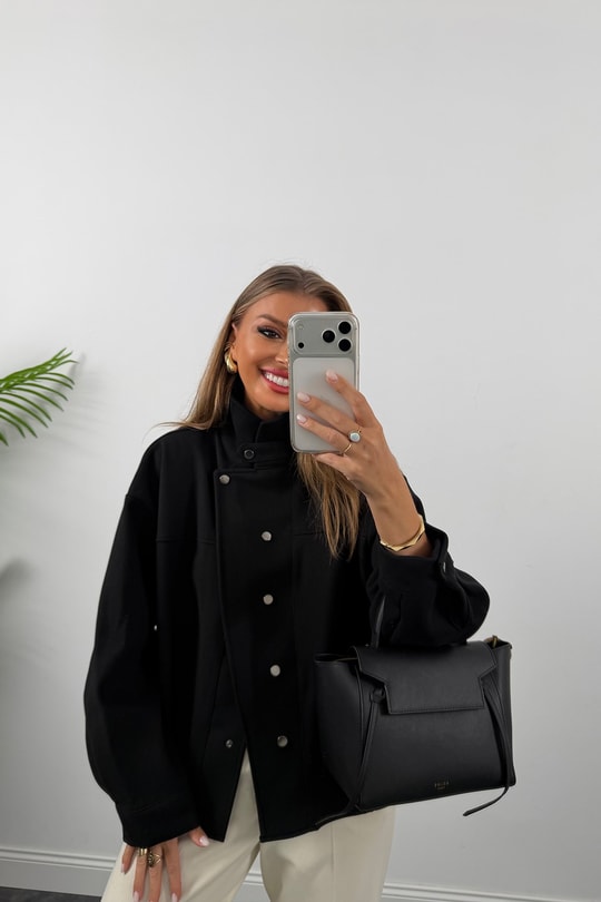 Premium Seri Dik Yaka Çıtçıtlı Kaşe Ceket Siyah