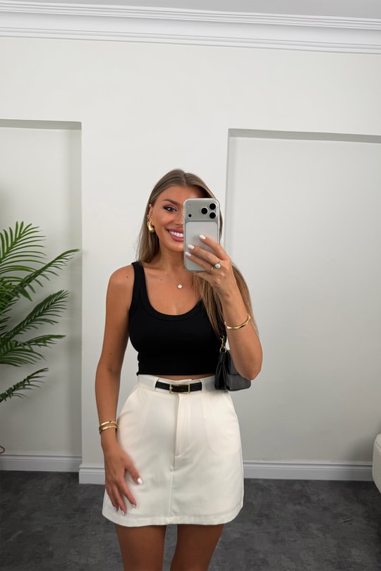 Premium Seri Double Kumaş Kemerli Full Kapak Şort Etek Ekru
