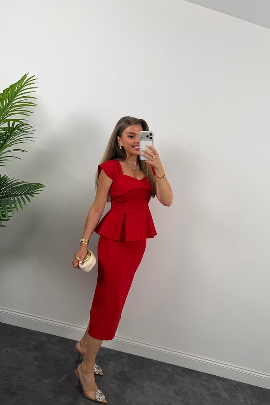 Amore Premium Seri Etek Bluz Takım Kırmızı