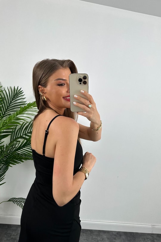 Anvelop Model Likralı İp Askılı Midi Boy Crep Elbise Siyah