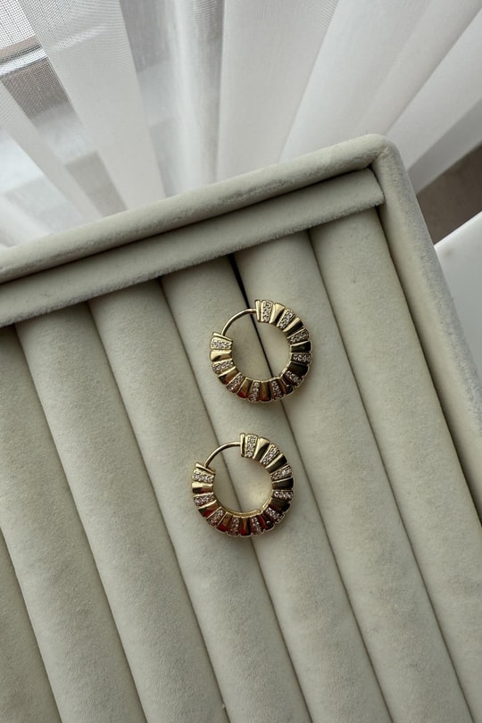Çelik Marka Model Taşlı Gold Halka Küpe
