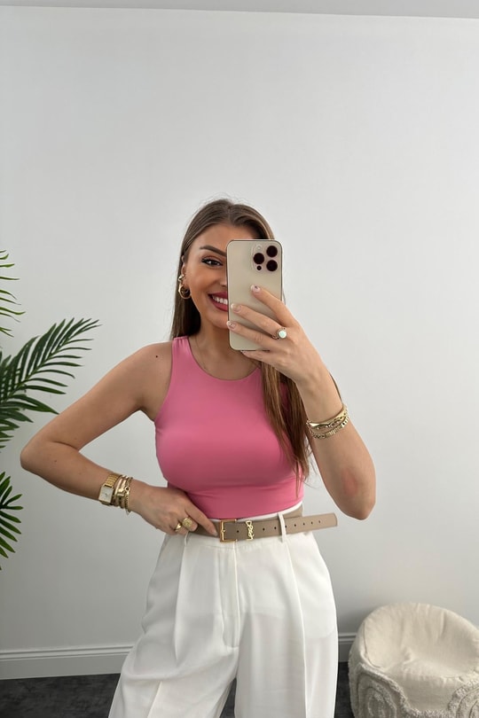 Double Kumaş Likralı Halter Yaka Crop Bluz Barbie Pembe