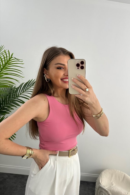 Double Kumaş Likralı Halter Yaka Crop Bluz Barbie Pembe