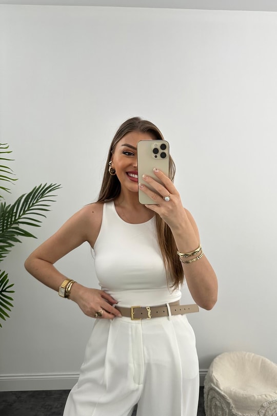 Double Kumaş Likralı Halter Yaka Crop Bluz Beyaz