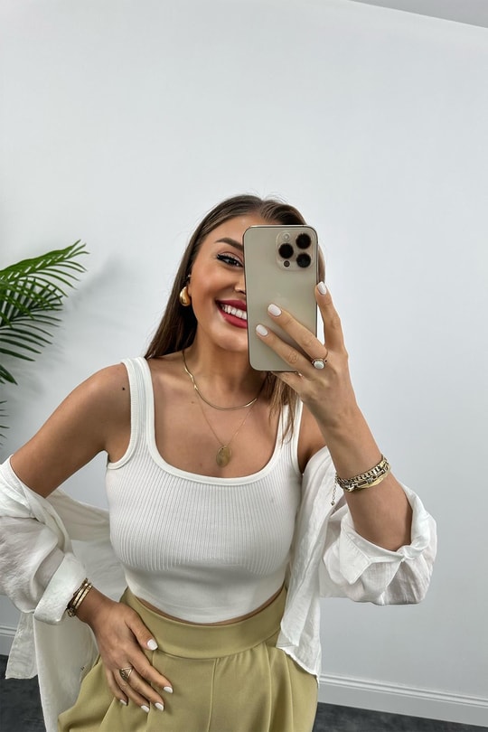 Elit Triko Kare Yaka Fitilli Crop Top Beyaz
