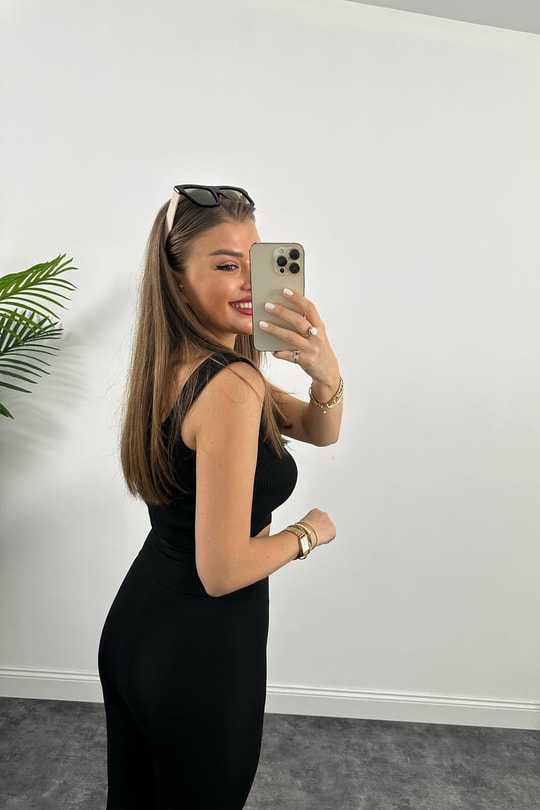 Fit Love Oysh Model İçi Şardonlu Toparlayıcı Tayt Siyah