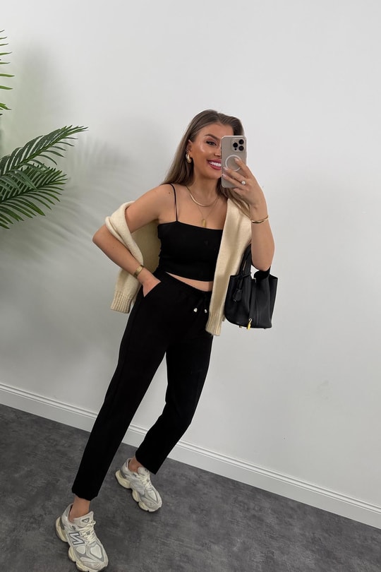 İthal Kumaş Beli Lastikli Atlas Jogger Pantolon Siyah