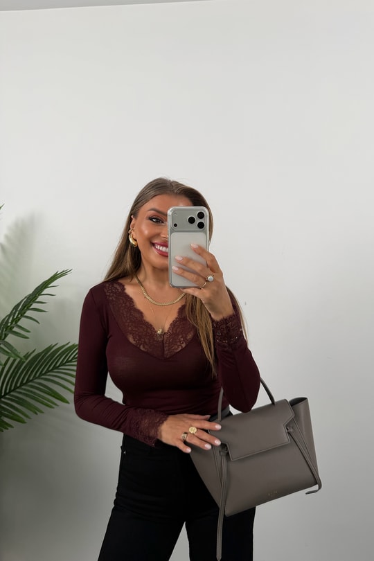 Kaşmir Dokulu V Yaka Dantelli Basic Bluz Bordo