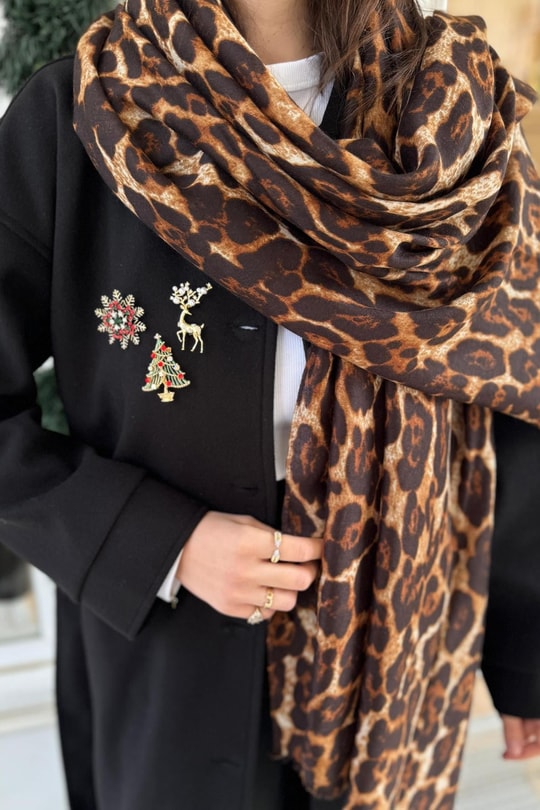 Leopar Desenli Şal