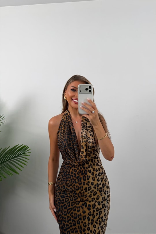 Likralı Degaje Yaka Leopar Tül Elbise 