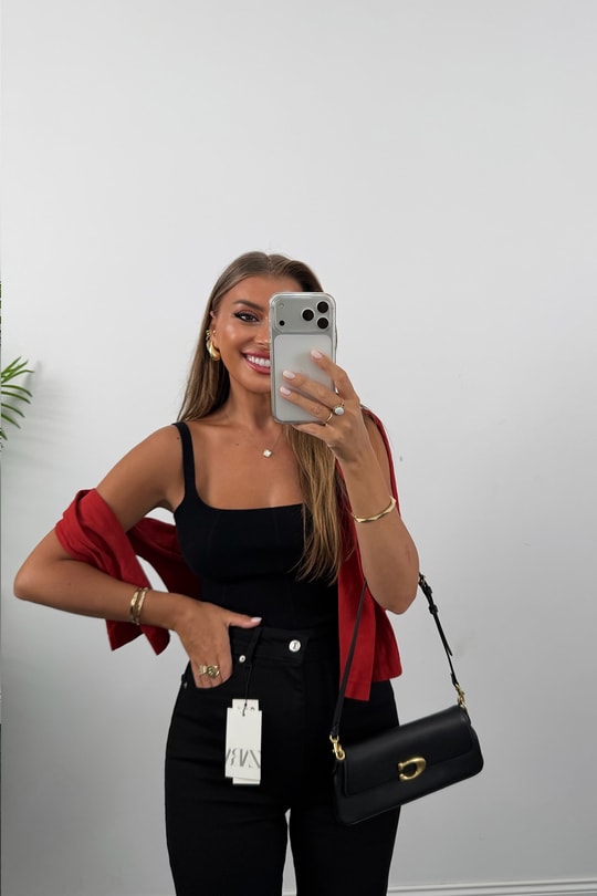 Likralı Premium Kalite Paçası Kesik Siyah Boyfit Jean 