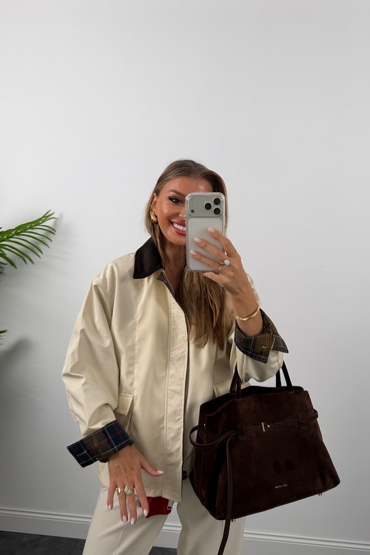 Marka Model Ekoseli Detaylı Parka Taş