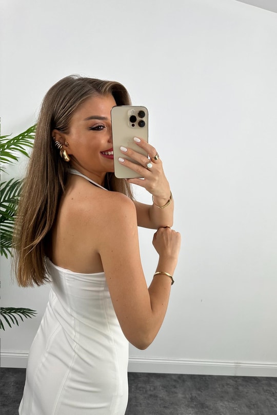Marka Model Tasarım Fiyonklu Elbise Beyaz