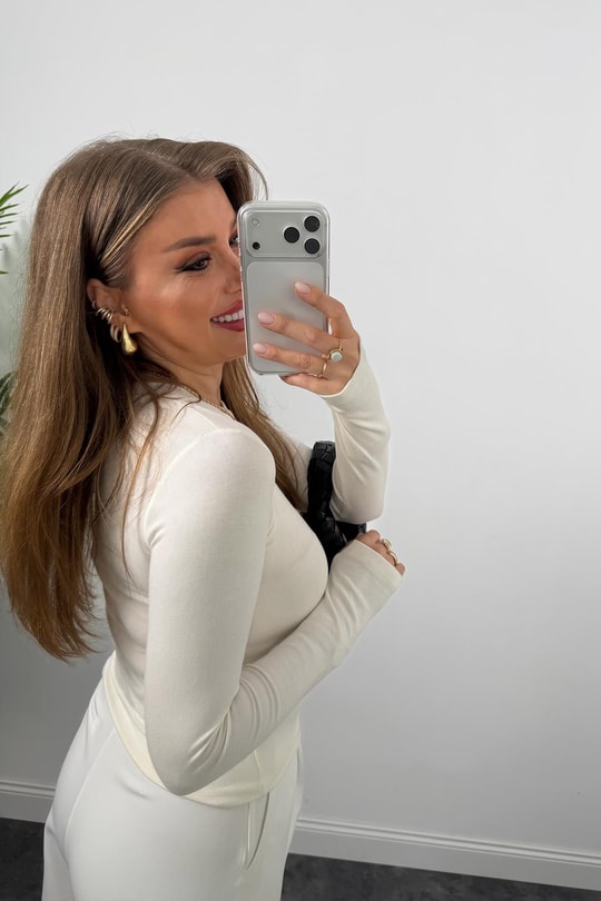 Massi Model Tam Pamuklu Soft Touch Likralı Basic Body Ekru 