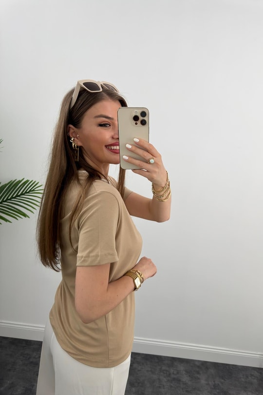 Massimo Model Bisiklet Yaka Biyeli Detaylı Basic Tshirt Bej