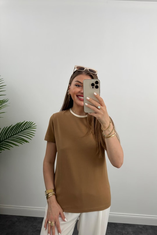 Massimo Model Bisiklet Yaka Biyeli Detaylı Basic Tshirt Camel