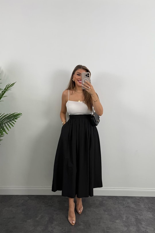 Maxi Boy Beli Kalın Lastikli Basic Kloş Poplin Etek Siyah 