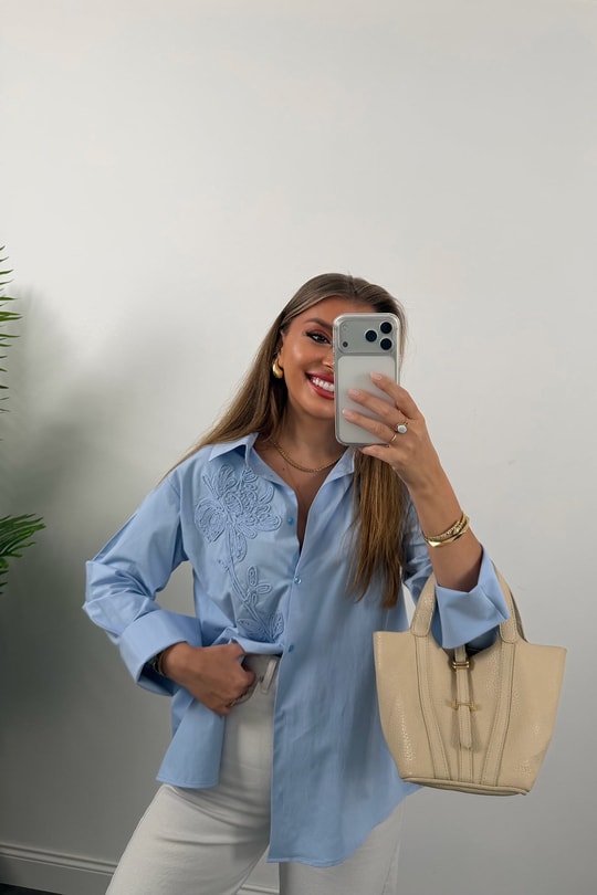 Mng Önü Nakışlı %100 Pamuk Poplin Gömlek Mavi