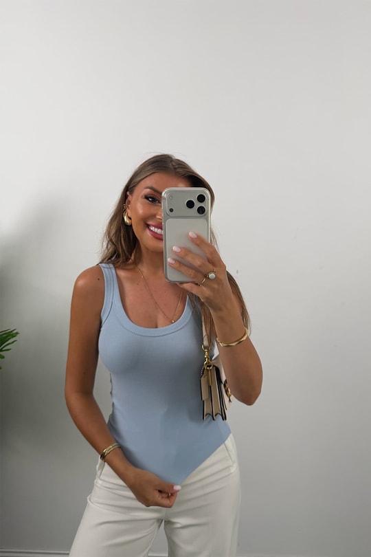 Orjinal Marka Tam Pamuklu U Yaka Basic Atlet Pastel Mavi