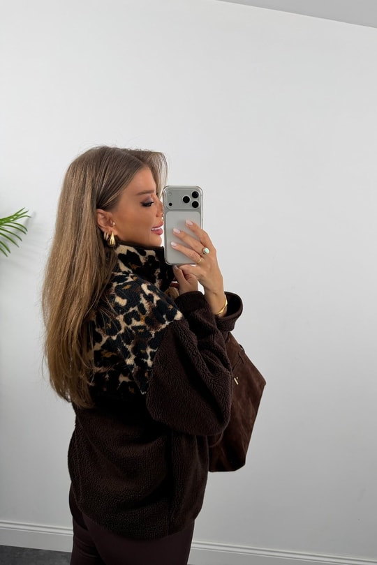 Oysh Model Polar Ceket Kahve Omuzları Leopar