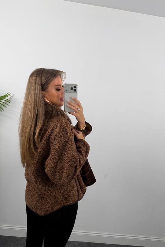 Oysh Model Polar Ceket Koyu Kahve Çimçimli