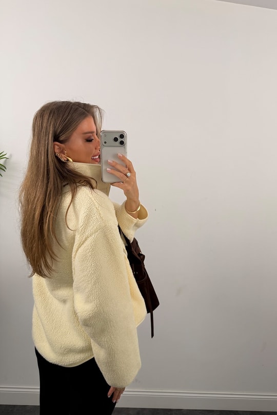 Oysh Model Polar Ceket Ola Krem