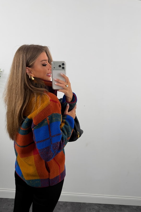 Oysh Model Polar Ceket Renkli Ekoseli