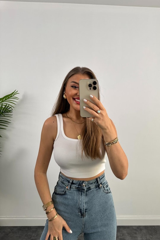 Premium Kalite Likralı Seri Paça Kesik Boyfit Jean Yıkamalı Mavi