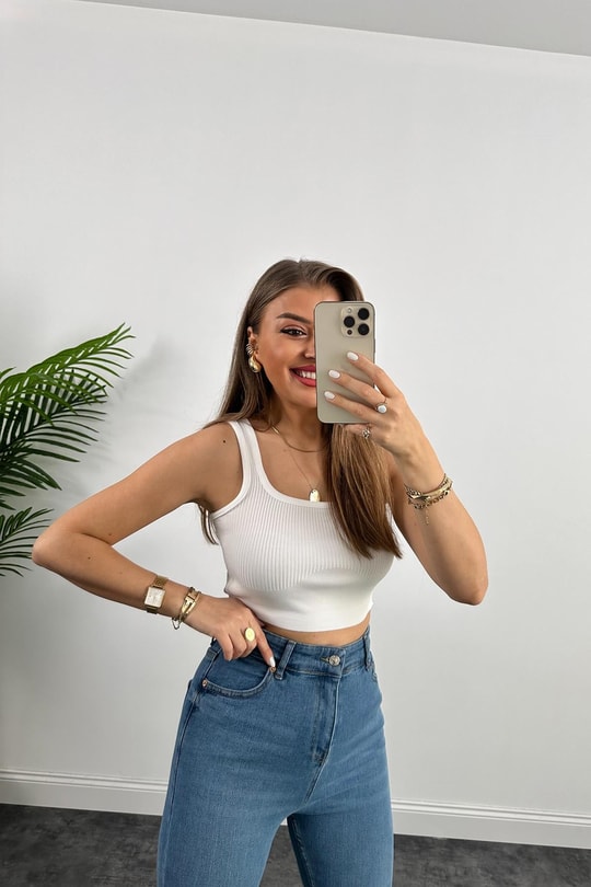 Premium Kalite Likralı Seri Paça Kesik Boyfit Jean Klasik Mavi