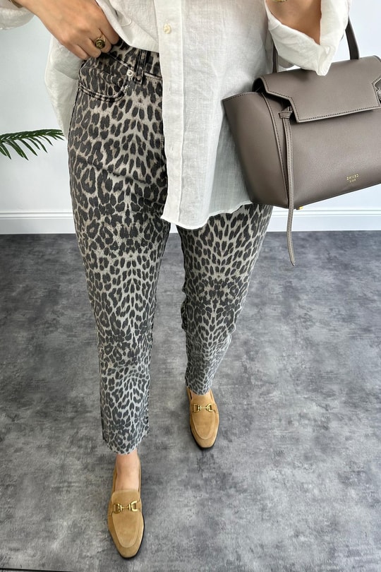 Premium Kalite Paçası Kesik Tam Pamuklu Boyfit Jean Soluk Efekt Leopar
