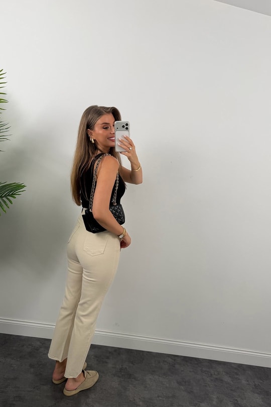 Premium Kalite Paçası Kesik Toparlayıcı Boyfit Jean Taş 