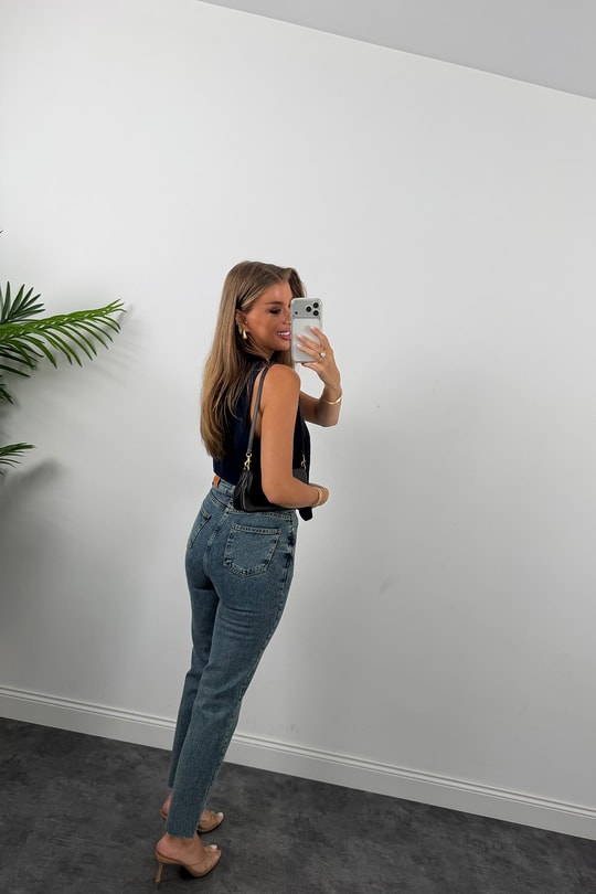 Premium Kalite Paçası Kesik Toparlayıcı Boyfit Jean Vintage Orta Mavi 1019 