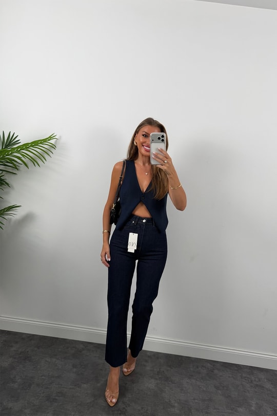 Premium Kalite Paçası Kesik Toparlayıcı Boyfit Jean Lacivert