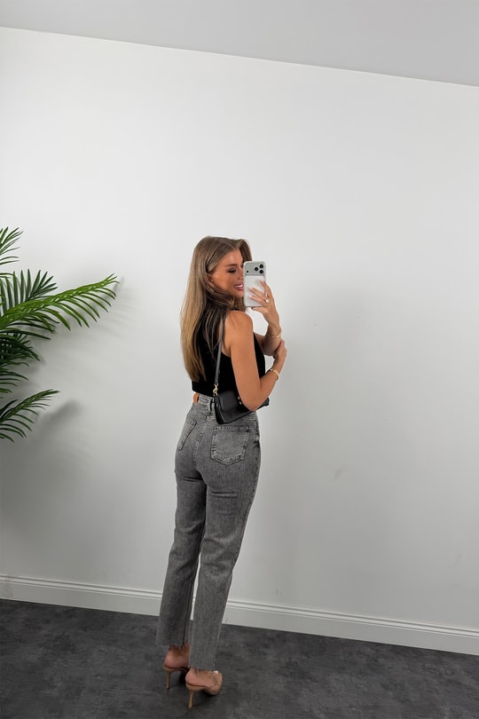 Premium Kalite Paçası Kesik Toparlayıcı Boyfit Jean Gri 1008  