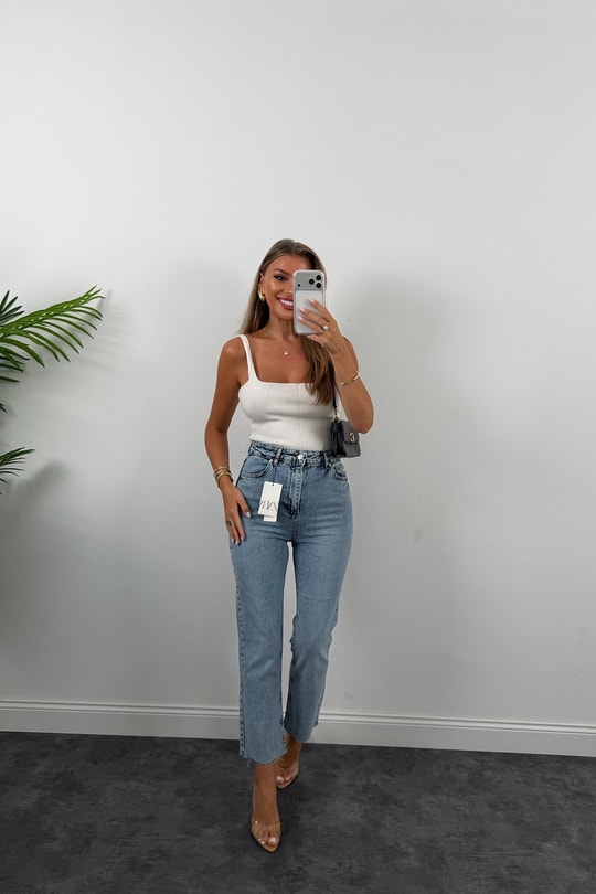 Premium Kalite Paçası Kesik Toparlayıcı Boyfit Jean 520 Mavi  1001 