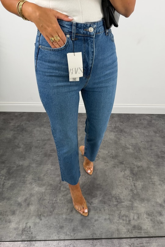 Premium Kalite Paçası Kesik Toparlayıcı Boyfit Jean Orta Mavi 1002 
