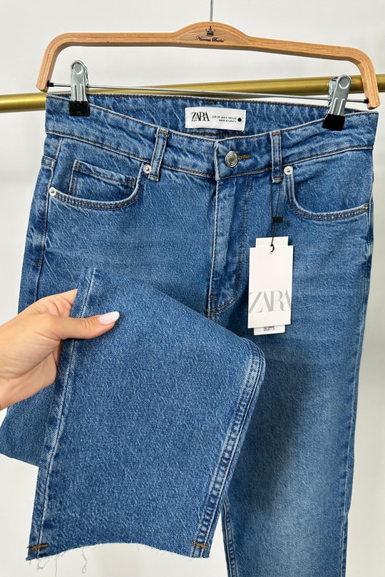 Premium Kalite Paçası Kesik Toparlayıcı Boyfit Jean Orta Mavi 1002