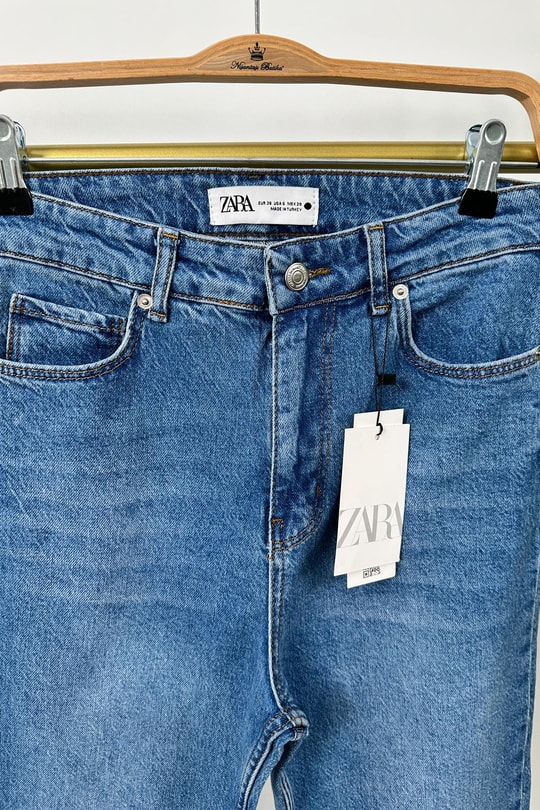 Premium Kalite Paçası Kesik Toparlayıcı Boyfit Jean Orta Mavi 1002