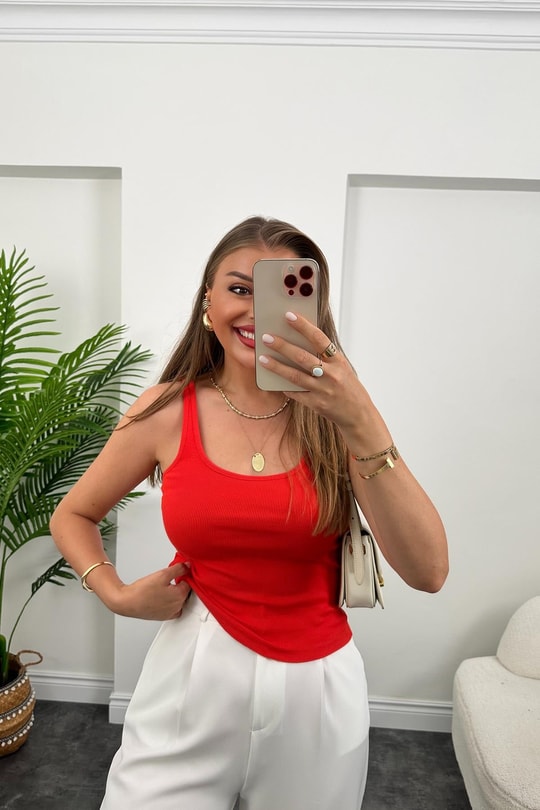 Premium Kalite Tam Pamuklu U Yaka Uzun Boy Atlet Kırmızı