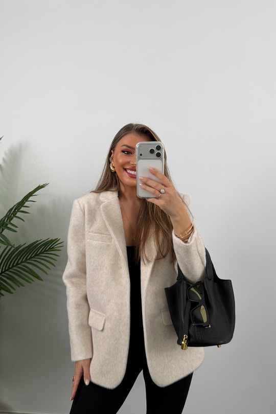 Premium Kalite Tay Tüyü Blazer Krem
