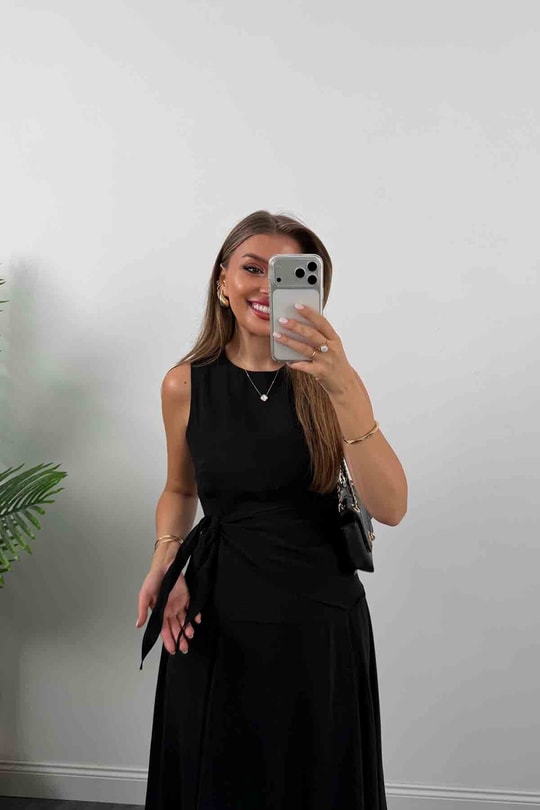 Premium Seri %100 Tensel Kumaş Fularlı Midi Elbise Siyah