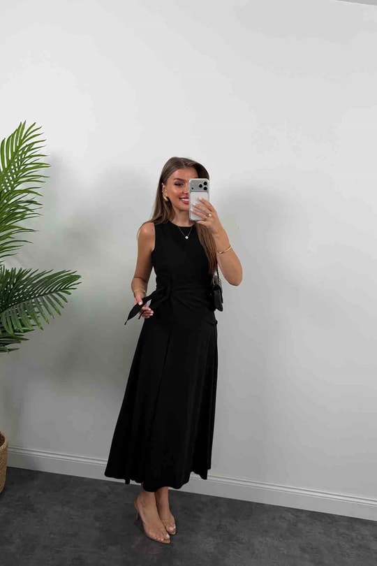 Premium Seri %100 Tensel Kumaş Fularlı Midi Elbise Siyah