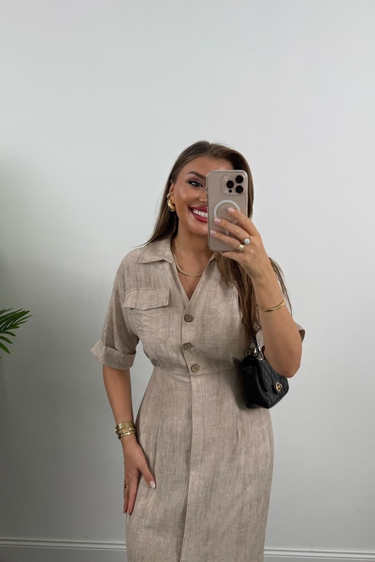 Premium Seri Beli Lastikli Ahşap Düğmeli Midi Boy Elbise Naturel Bej